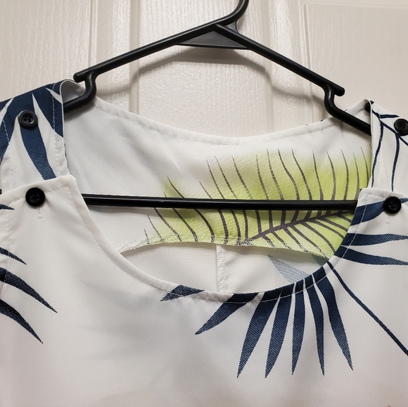 Tropical Dress - Picture 5 of 5